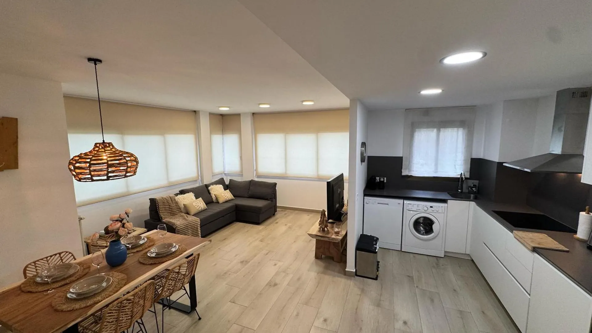 Apartment Encamp Con Encanto Apto Con 2 Hab Wifi Y Pk